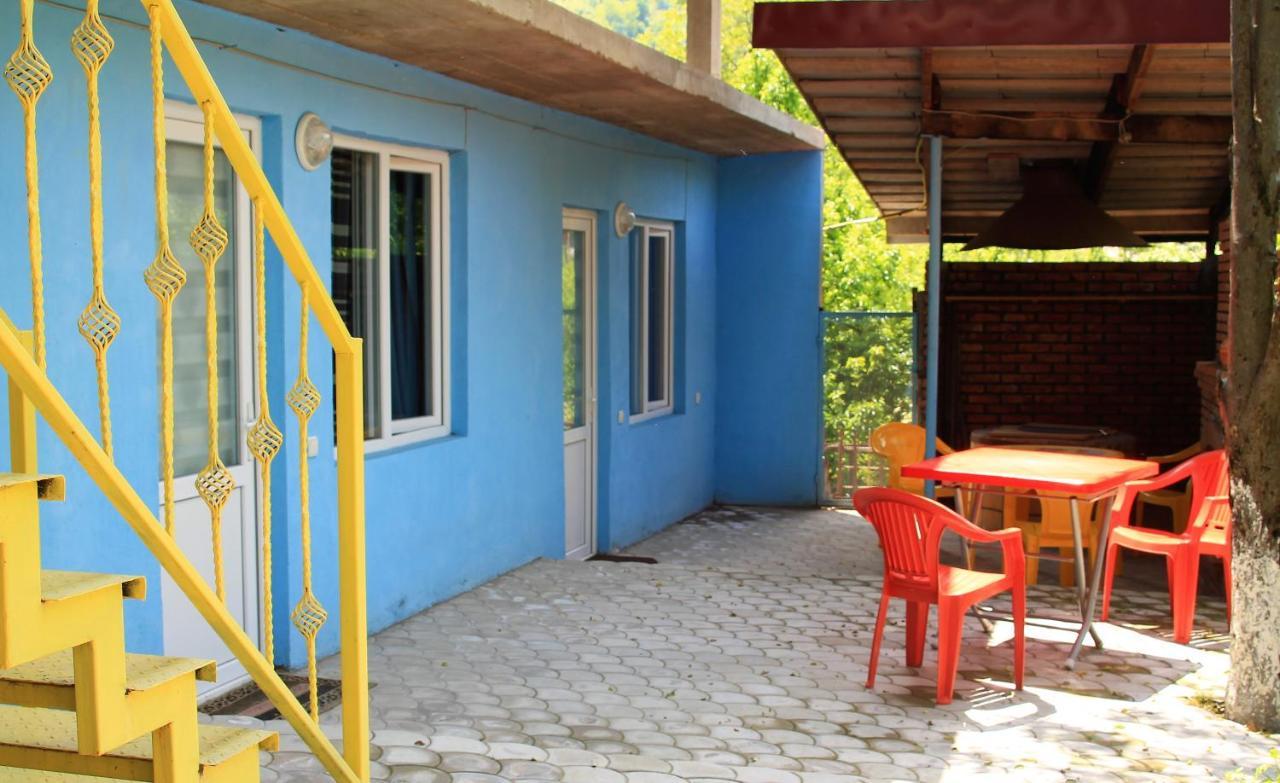 Lilia Guesthouse Сигнахи Екстериор снимка